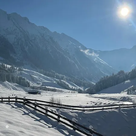 Апартаменты Berghof 